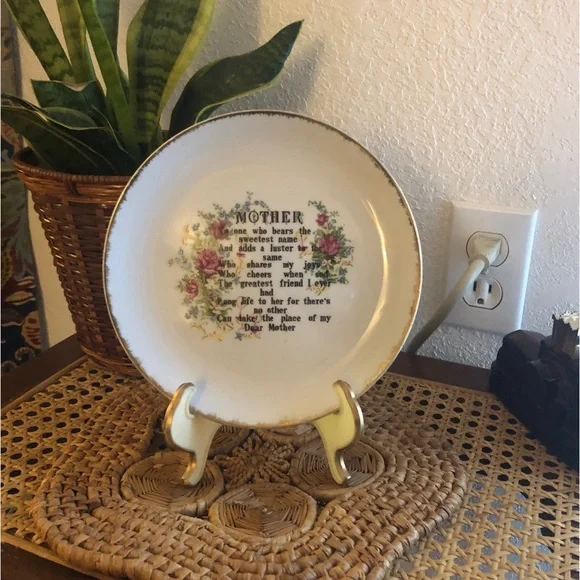 Vintage Mother Porcelain Plate w/Roses and Gold Trim - Picture 2 of 10